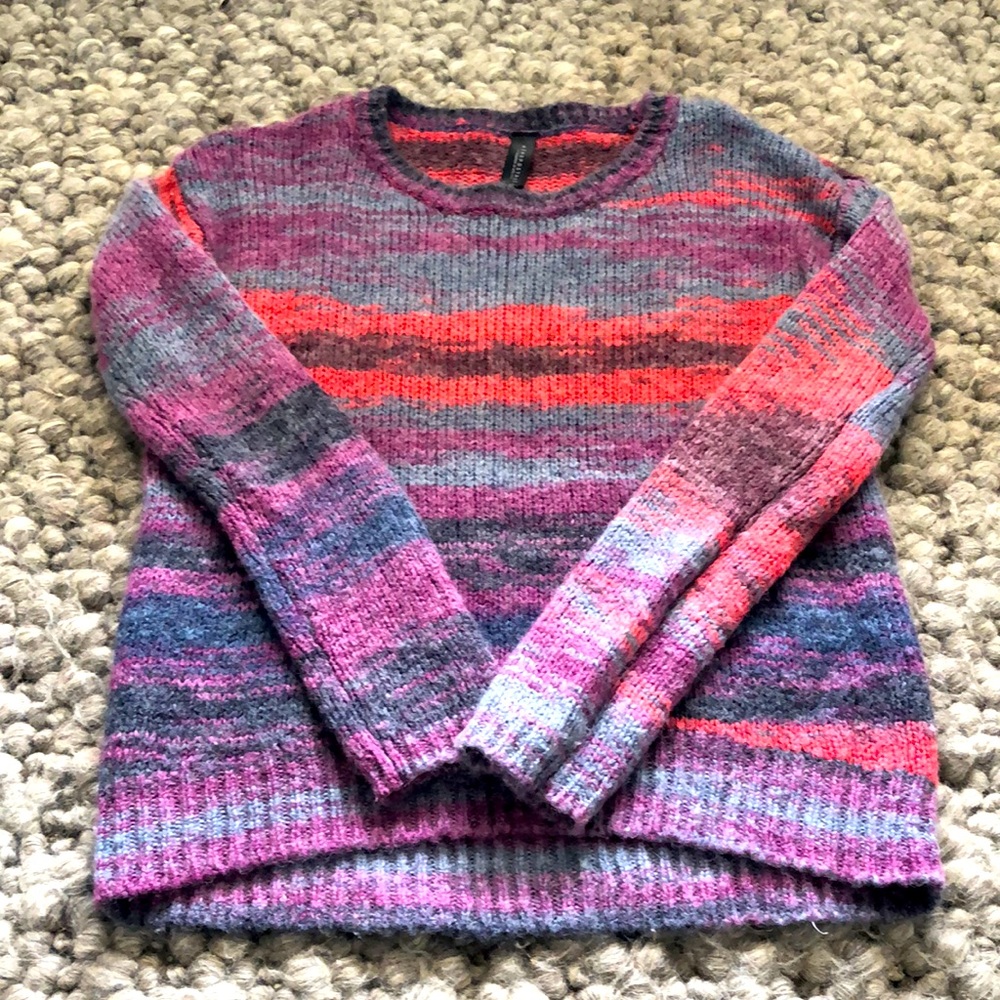 Fun & colourful sweater from Aeropostale